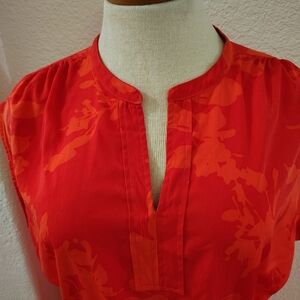 Liz Claiborne Women's Top with a Belt and a Side Slit